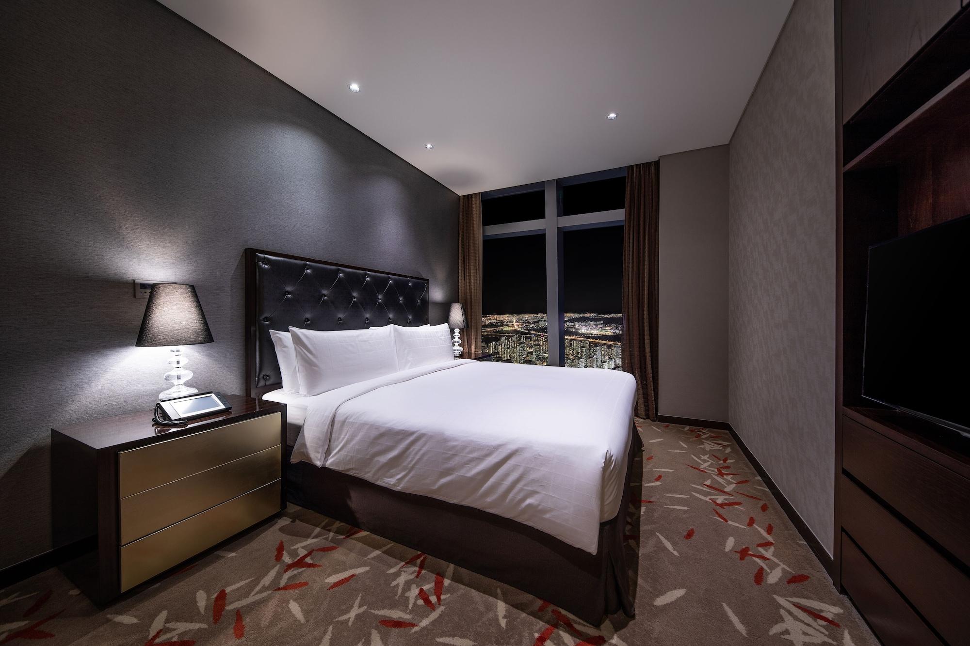 Aparthotel Oakwood Premier